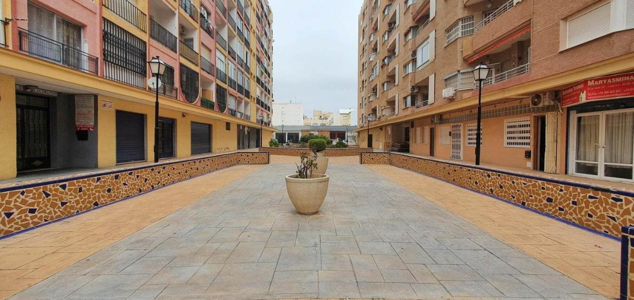 Апартаменты La Loma 7Th Floor Торевьиа Экстерьер фото